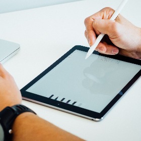 【快訊】2023上半年平板銷量榜出爐! 果粉忠誠度高iPad居冠 這款安卓平板熱賣免七千